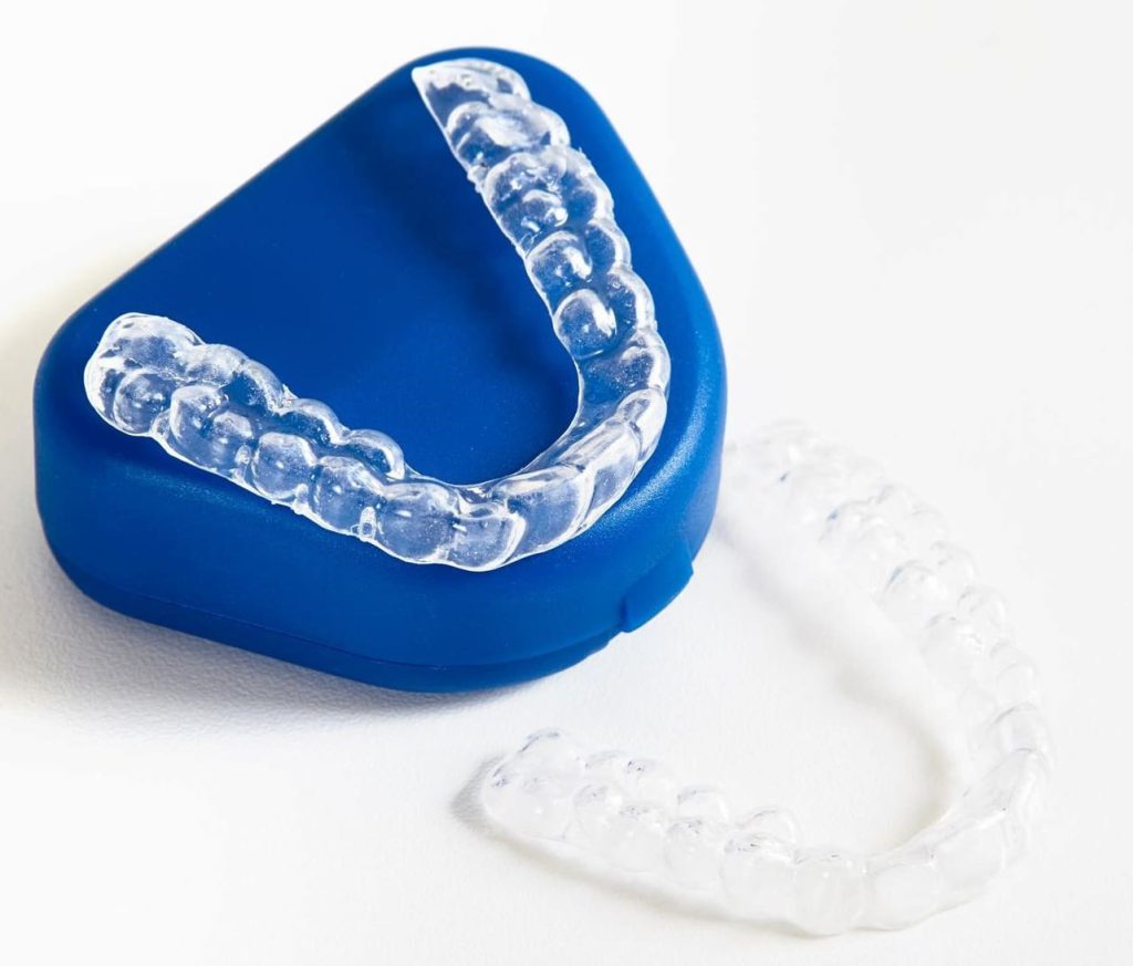 بخش سوالات متداول پروتزهای دندانی